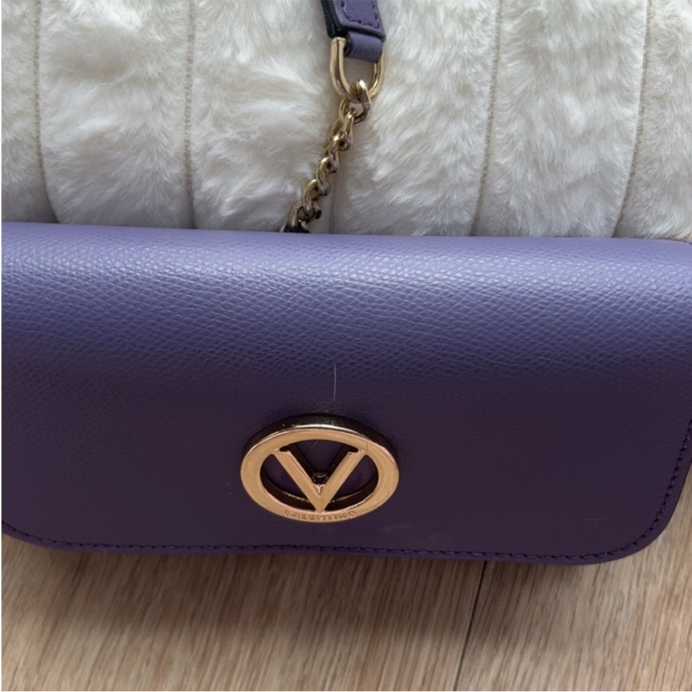 Valentino Lavender Crossbody with Gold Chain - Picture 2 of 6
